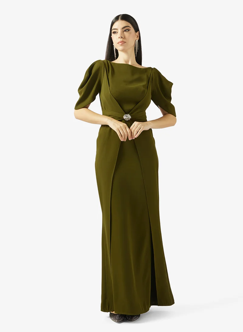 ايرا فستان بحزام وطبقات سفلية